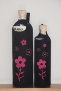 Бутилка FLASKA Neo Design 0.500L:Черен- розови цветя